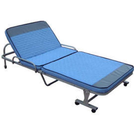 Folding Bed (Lit pliant)