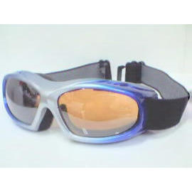 SKI GOGGLES