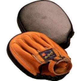 FOCUS MITT