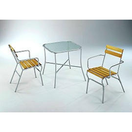 The Buggitela 3-pc Bistro Set (Le Buggitela 3-pc Ensemble bistro)