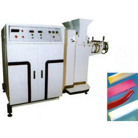 CHEWING GUM EXTRUDER