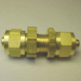 Clamp-wall type connector (Clamp-wall type connector)