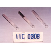 Auto (Twaist up) cosmetic pencil in all plastic transparent. (Auto (Twaist up) cosmetic pencil in all plastic transparent.)