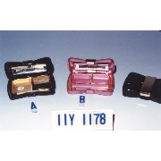 cosmetic case w/mirror (w trousse de maquillage / miroir)