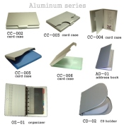 aluminum items (objets en aluminium)