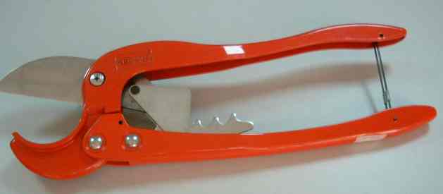 Pvc Pipe cutter 63mm (Les coupeurs de tubes PVC 63mm)