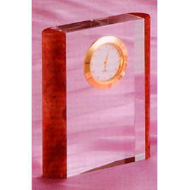 Crystal quartz / time piece / clock (Crystal quartz / time piece / clock)