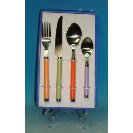 Plastic Flatware Set (Ensemble de couverts en plastique)