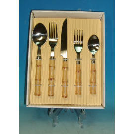 Plastic Flatware Set (Ensemble de couverts en plastique)