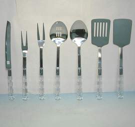 KITCHEN UTENSILS D003 (USTENSILES DE CUISINE D003)