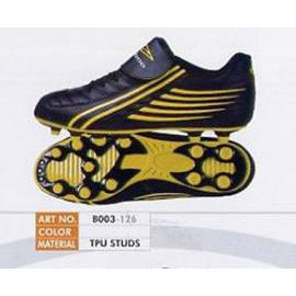 SOCCER SHOES