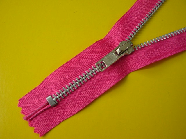 ZIPPER (ZIPPER)