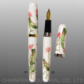 504L Hand-painted Lotus Fountain Pen in Gold Plating (504L Handgemalte Lotus Fountain Pen in Gold Plating)