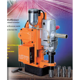 MAGNETIC DRILLING MACHINE