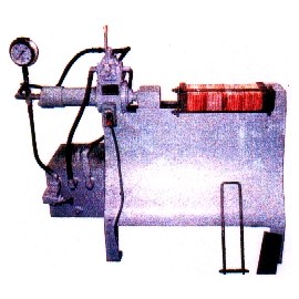 Oil Pressure Vice (Pression d`huile Vice)