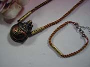 ancient lucky pot necklace (древние повезло ожерелье банка)