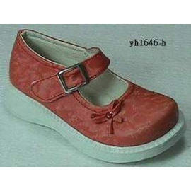 CHILDREN SHOES