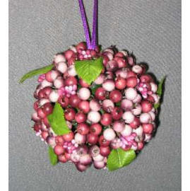 130MM BERRY KISSING BALL (130mm БЕРРИ KISSING BALL)