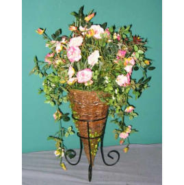 22``H ROSE IN BASKET W/METAL BASE (22``H ROSE EN BASKET W / METAUX DE BASE)