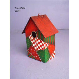 9.5``H METAL BIRD HOUSE (9.5``H METAL Bird House)