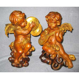 9``H POLYRESIN CHERUB CANDLE HOLDER (9``H POLYRESIN ANGELOT BOUGEOIR)