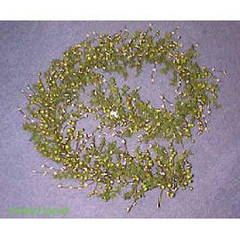 6` BERRY GARLAND (6 `Berry GARLAND)