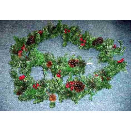 9` GARLAND W/BERRY & CONE (9 `GARLAND W / BERRY & Cone)