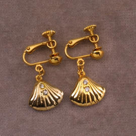 EARRING (BOUCLES D`OREILLES)