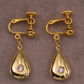 EARRING (BOUCLES D`OREILLES)