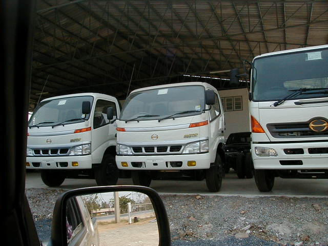 NEW TRUCK CAB (NOUVEAU CAMION ACR)