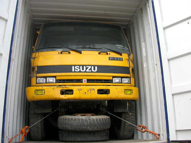 USED COMPLETE TRUCK - ISUZU (USED COMPLETE TRUCK - ISUZU)