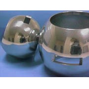 Centrifugally casting valve balls (Centrifugally casting valve balls)