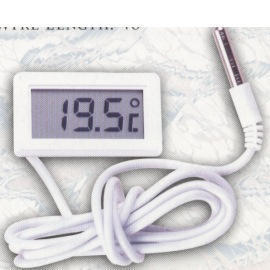 DIGITAL THERMOMETER (Цифровой термометр)