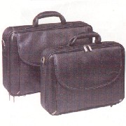 briefcase (briefcase)