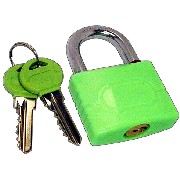 IMPACTED PLASTIC PADLOCK (TOUCHÉES PLASTIQUE CADENAS)