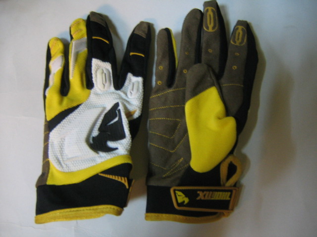  Race Glove (R e Glove)