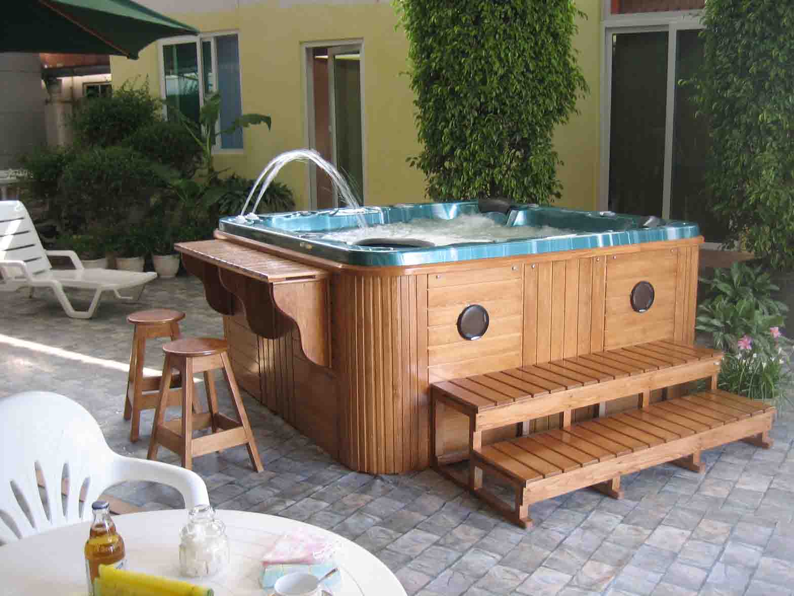  Outdoor Spa (Открытый Спа)