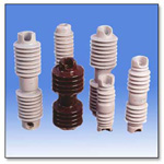  Porcelain Insulator (Isolateur en porcelaine)