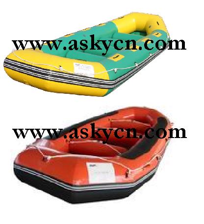  Inflatable Boat (Bateau gonflable)