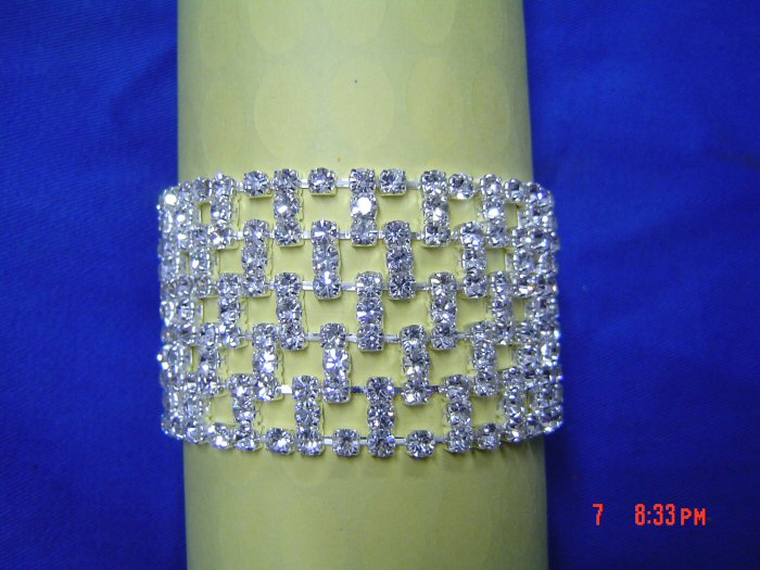  Rhinestone Bangle