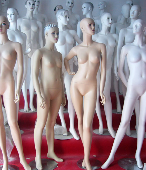  Female Crowds Mannequins (Женские манекены толпы)