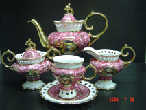  Porcelain Dinnerware (Vaisselle de porcelaine)