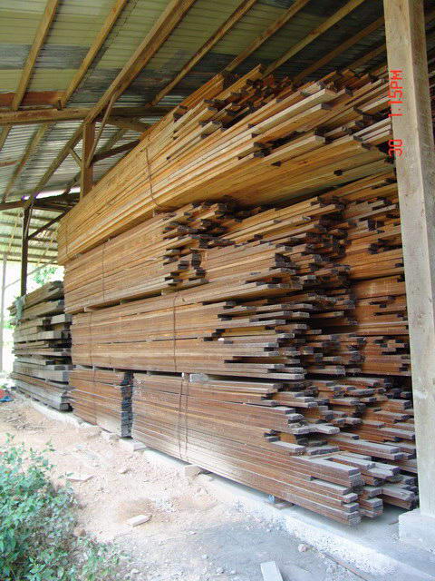  Red Meranti Rough Sawn Timber (Red Meranti Rough Sciages)