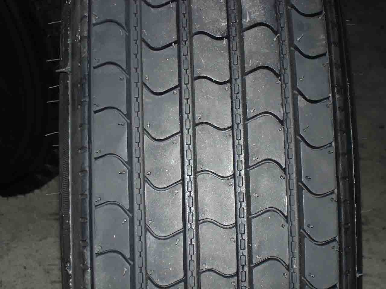  Radial Truck Tire