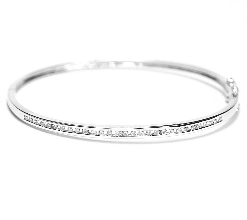  14K Diamond Bangle (14K Diamond Bangle)