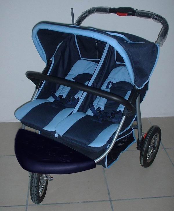  Twins Stroller With Australian Certificate (Poussette jumeaux avec l`Australien Certificat)