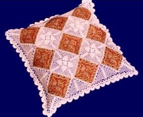  Handmade Laces For Pillow Covers (Handmade dentelles pour les taies d`oreiller)