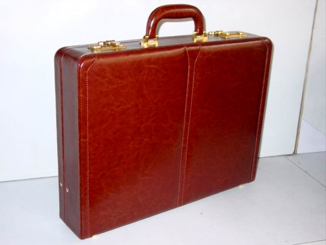  Attache Case (Чемоданчик)