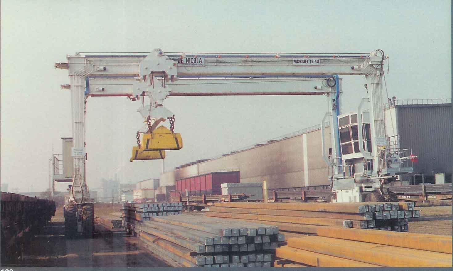  Rubber Tyre Gantry Cranes ( Rubber Tyre Gantry Cranes)