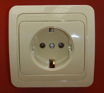  Shucko Socket Outlet (Shucko Steckdose)